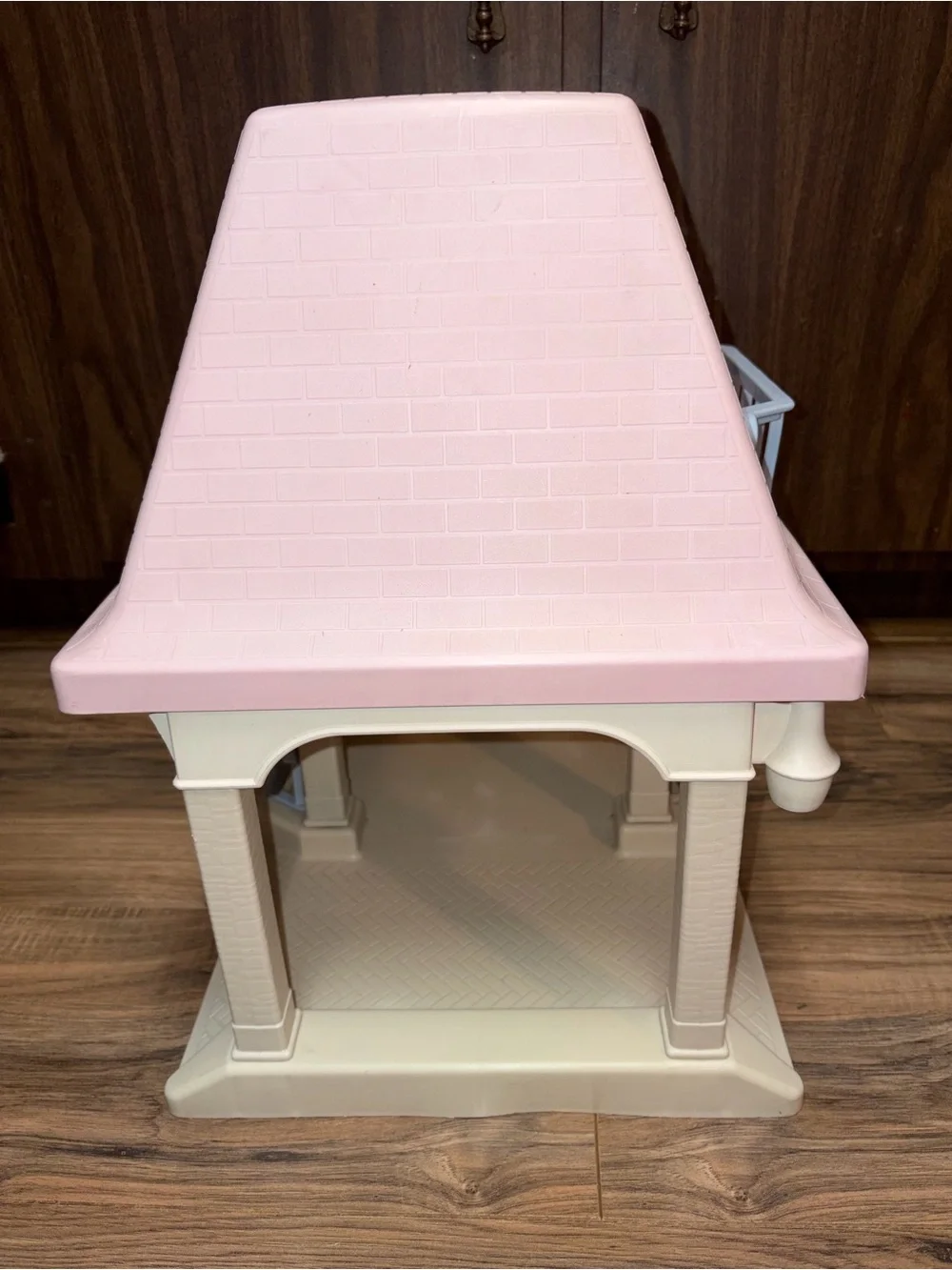 Vintage Little Tikes Grandma's Cottage Pink Roof Dollhouse Grandparents House
